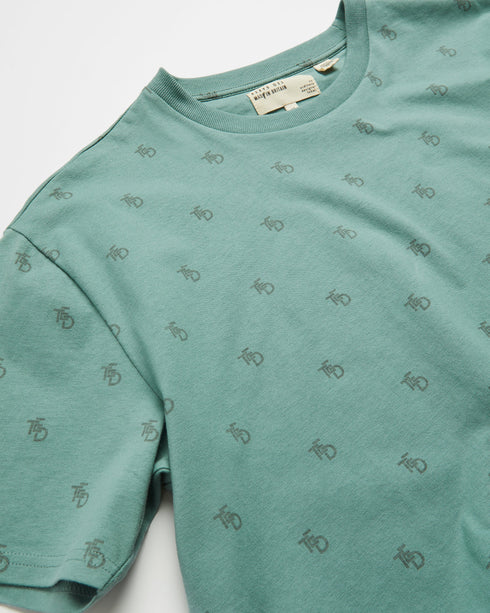 <P Class="Description">As Sweet As Tee And Two Sugars, Choose Hamstid If You Want A Top With Understated Finesse. A Premiu...